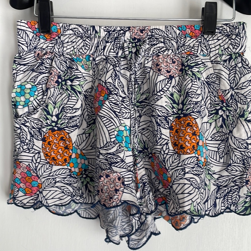 Red Camel Scalloped Drawstring Shorts S